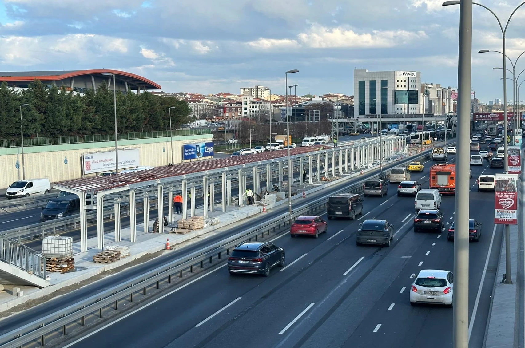 İBB METROBÜS PERONLARI