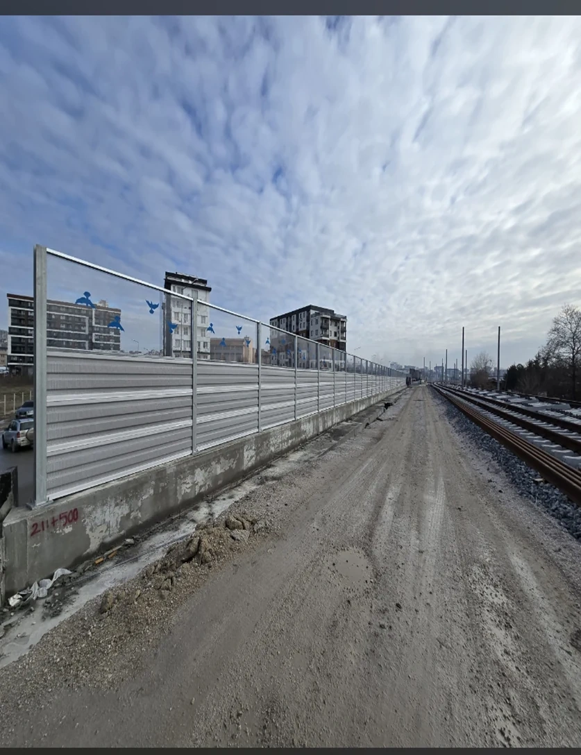 HIZLI TREN SES BARİYERİ HATTI